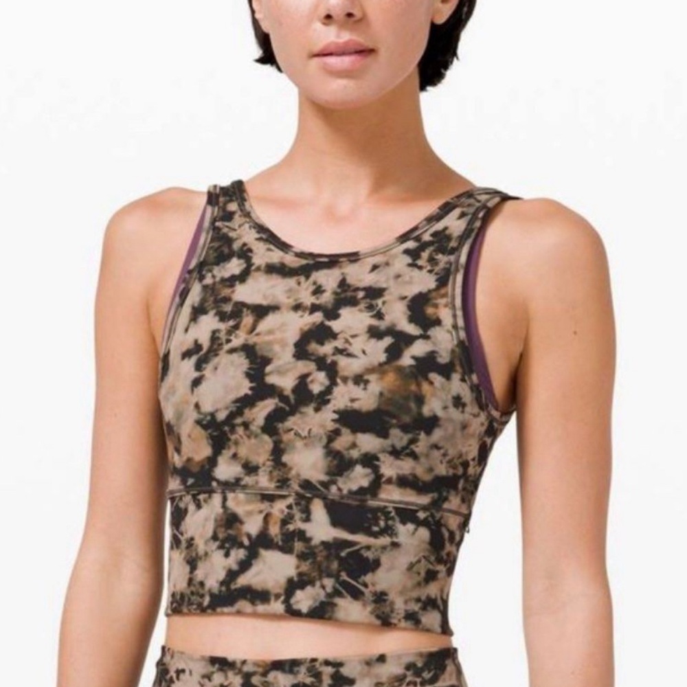 Lululemon reversible crop athletic top